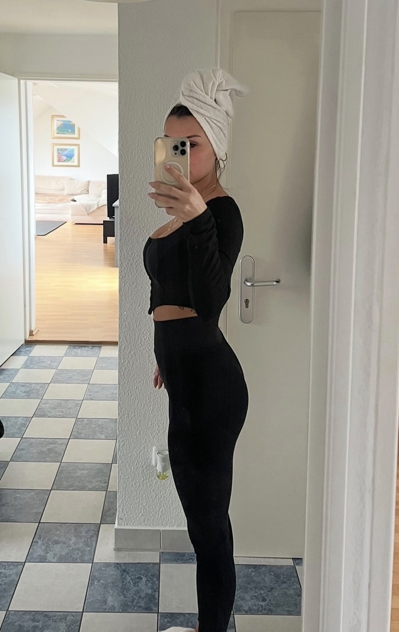 Maya - Authentic moment